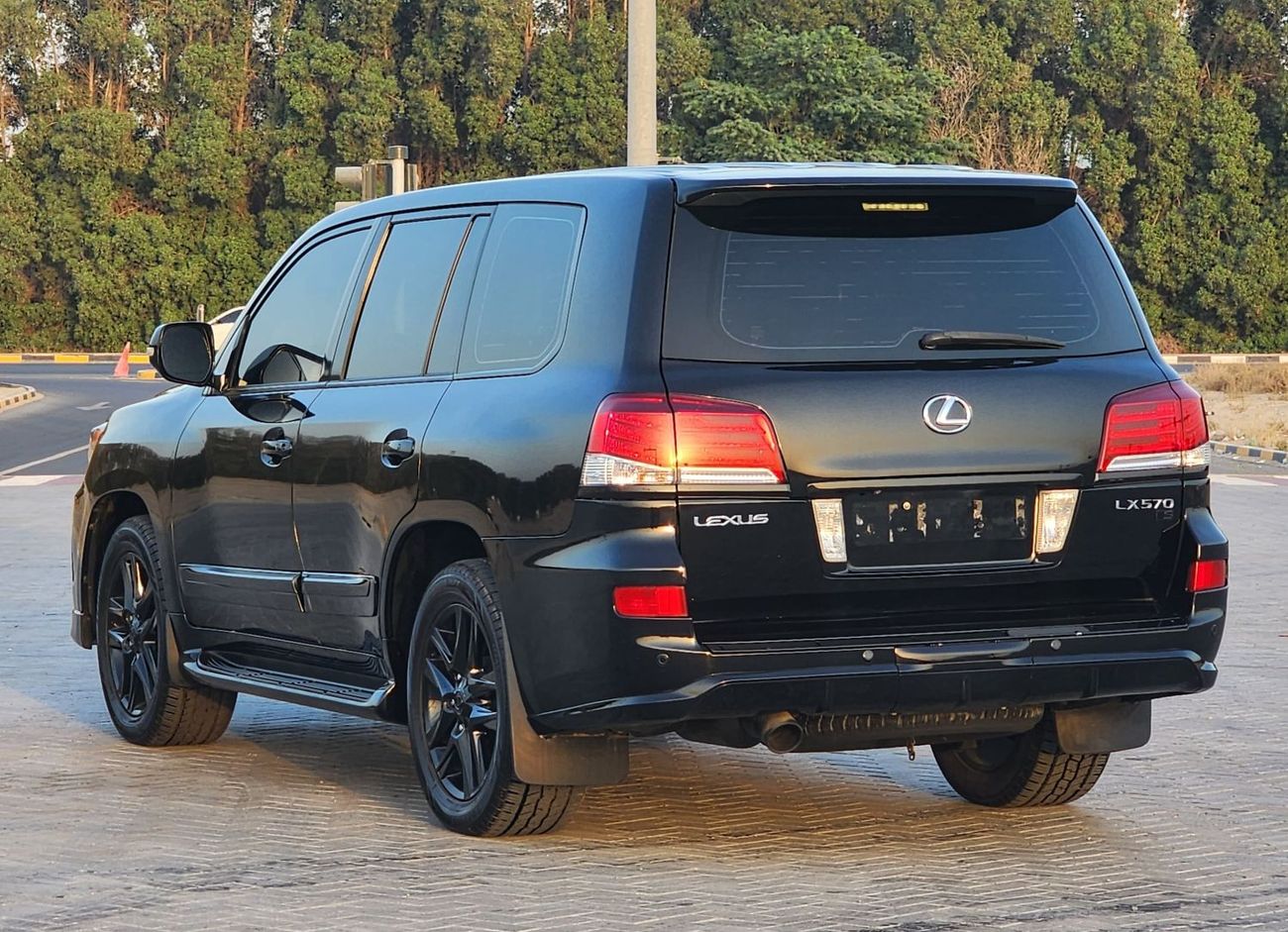 لكزس LX 570