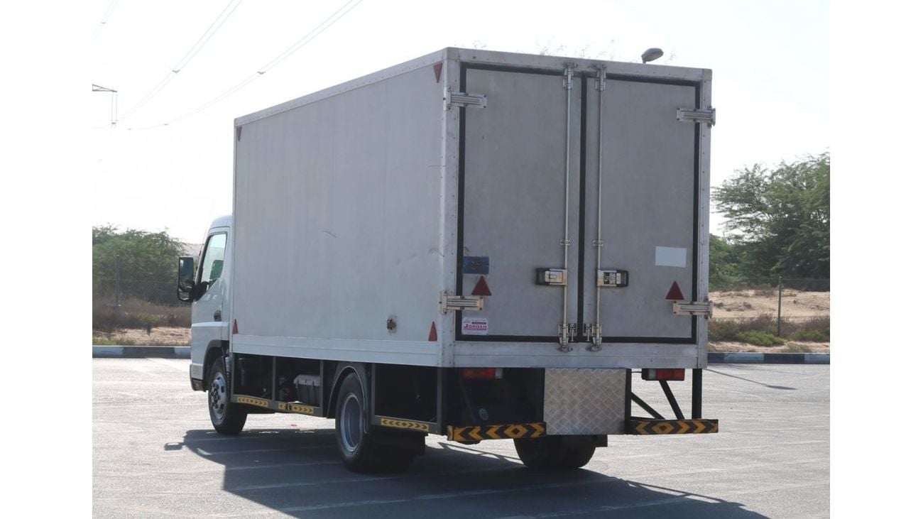 Mitsubishi Fuso Canter 2017 | CANTER 3.5 TON CHILLER WITH GCC SPECS AND EXCELLENT CONDITION