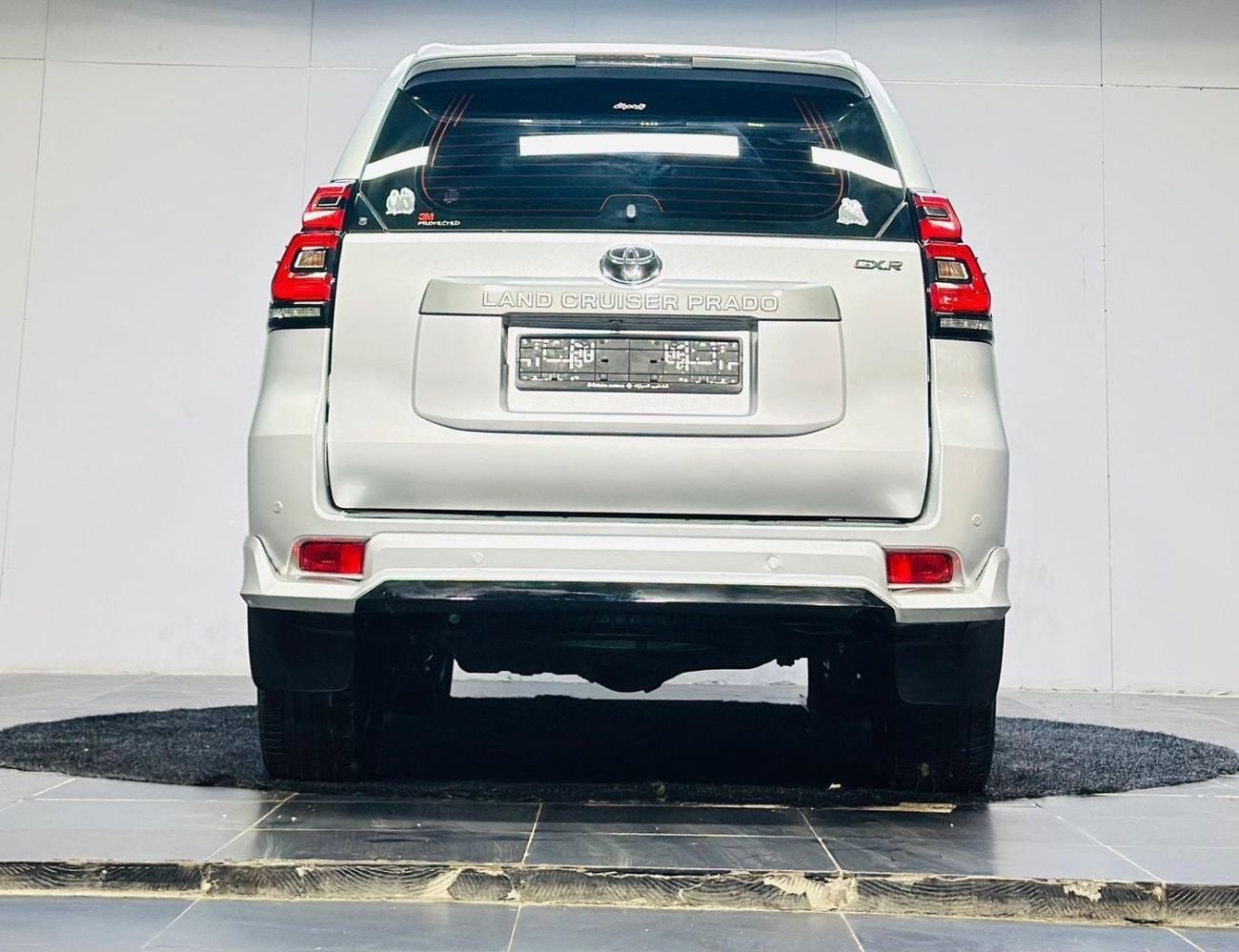 تويوتا برادو GXR 2.7L (164 HP) 4WD (7 Seater)