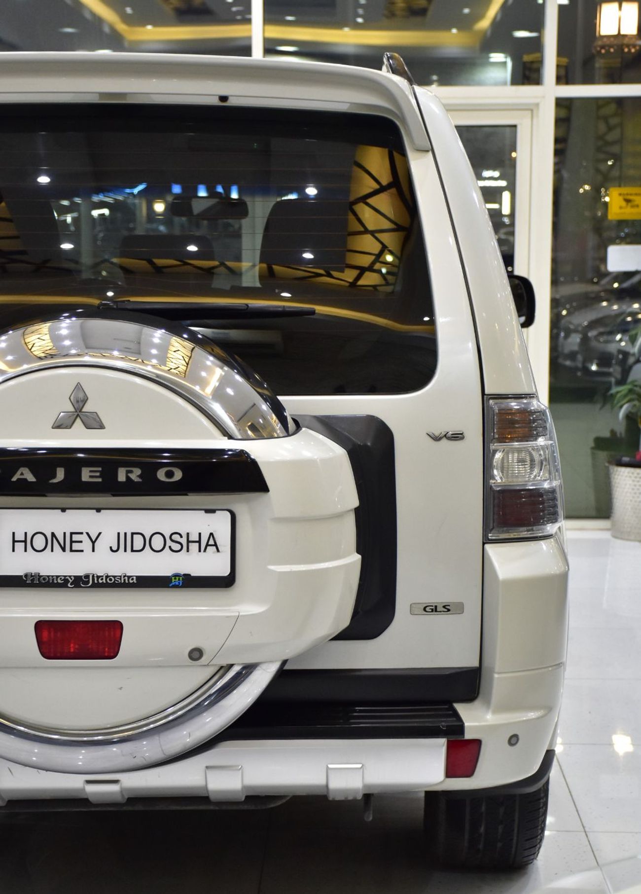 Mitsubishi Pajero EXCELLENT DEAL for our Mitsubishi Pajero GLS ( 2010 Model ) in White Color GCC Specs