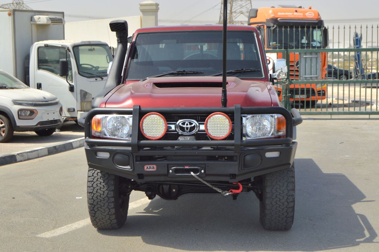 تويوتا لاند كروزر بيك آب Double cabin 4.5L, perfect inside and outside