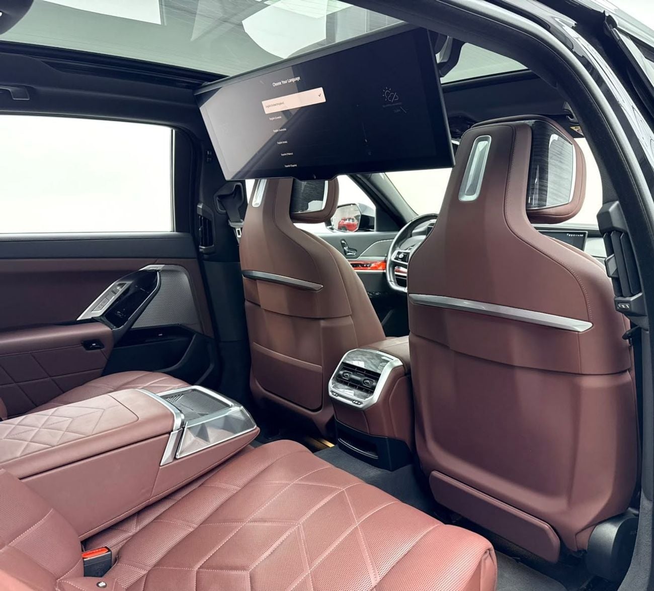 بي أم دبليو 735i STANDARD 2023 BMW 735i M Sport, Agency Warranty+Full Service History, GCC Specs.