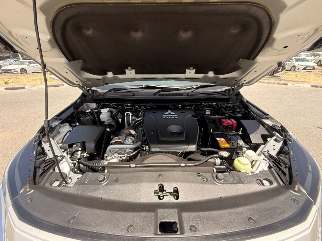 Mitsubishi Montero Sport 2024 | 2.4L DIESEL ENGINE | AT | RHD | 4WD | PUSH START ENGINE | ELECTRIC SEAT