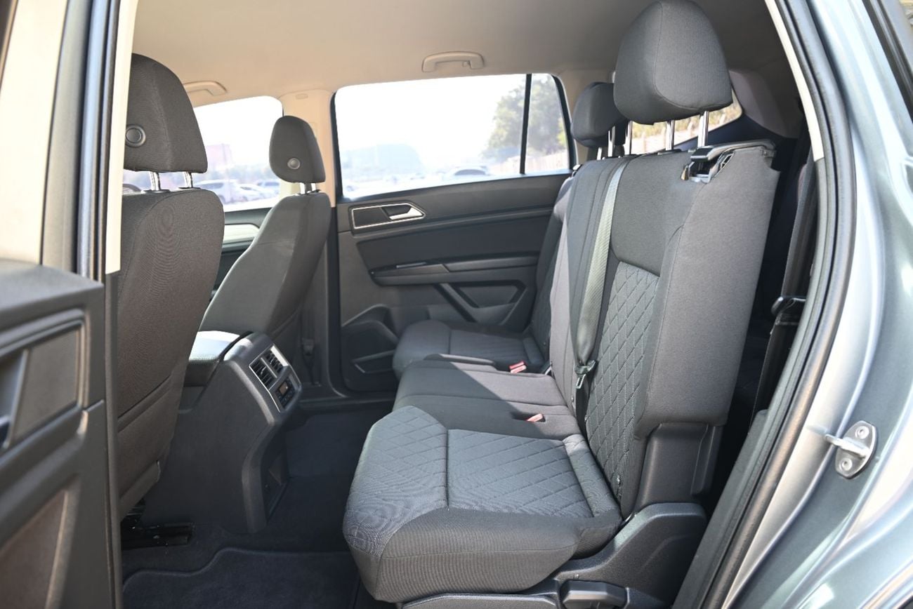 Volkswagen Teramont Trendline 3.6L - 0% DP - GCC SPECS - VOLKSWAGEN TERAMONT 4WD - FIRST OWNER