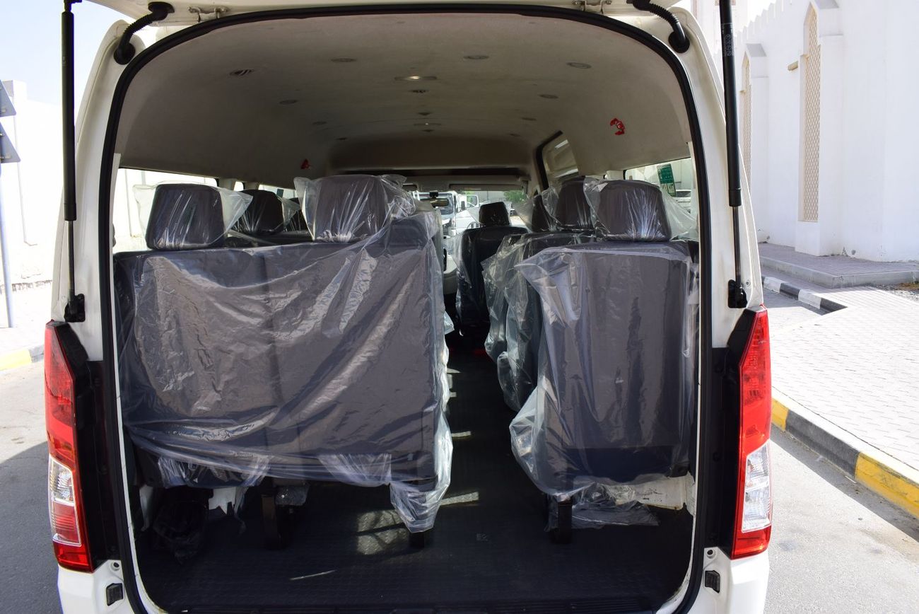 Toyota Hiace Toyota Hiace GL -High Roof Commuter 3.5L M/T, Model:2021. Excellent condition