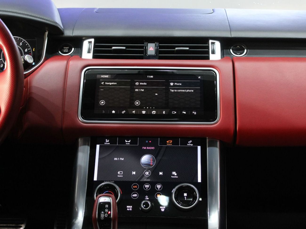 Land Rover Range Rover Sport SVR 5.0L (550 HP)