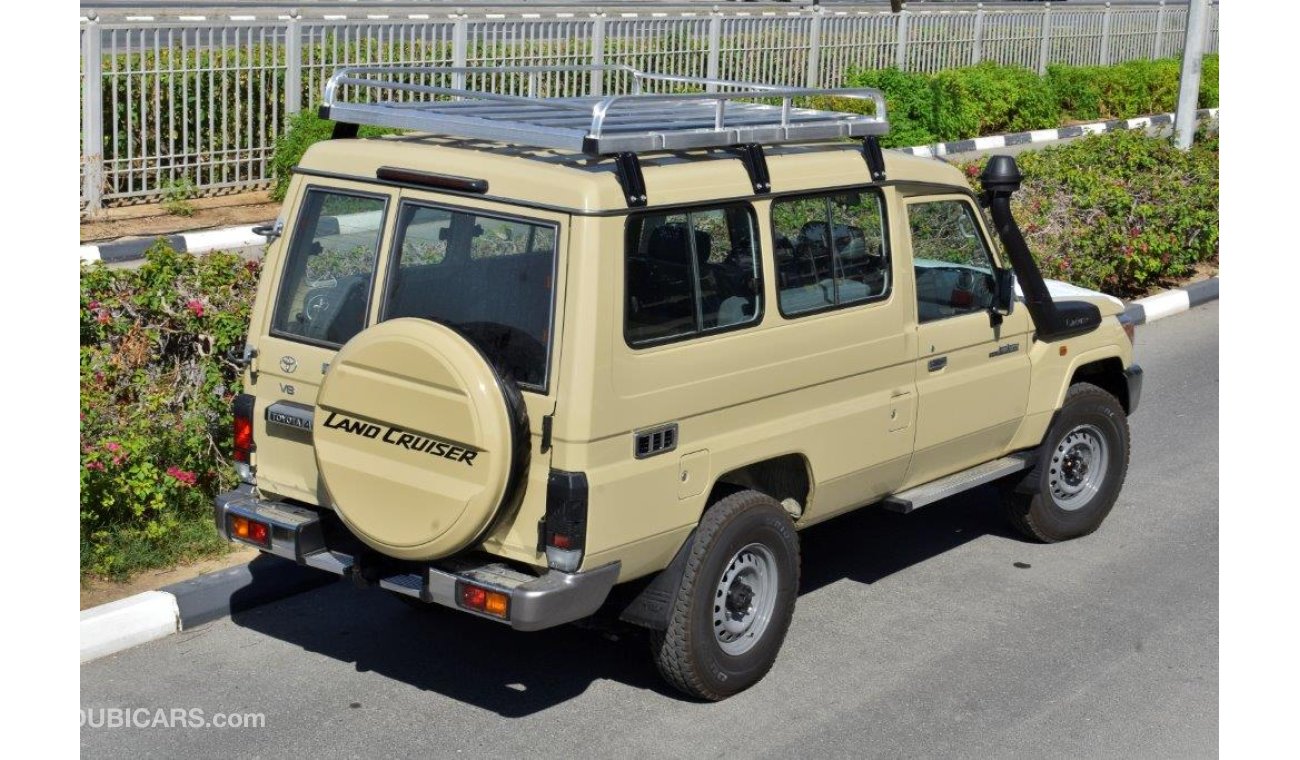 Toyota Land Cruiser Hard Top LONG WHEEL BASE HARD TOP SPECIAL V8 4.5L TURBO DIESEL 9 SEAT 4WD MANUAL TRANSMISSION WAGON