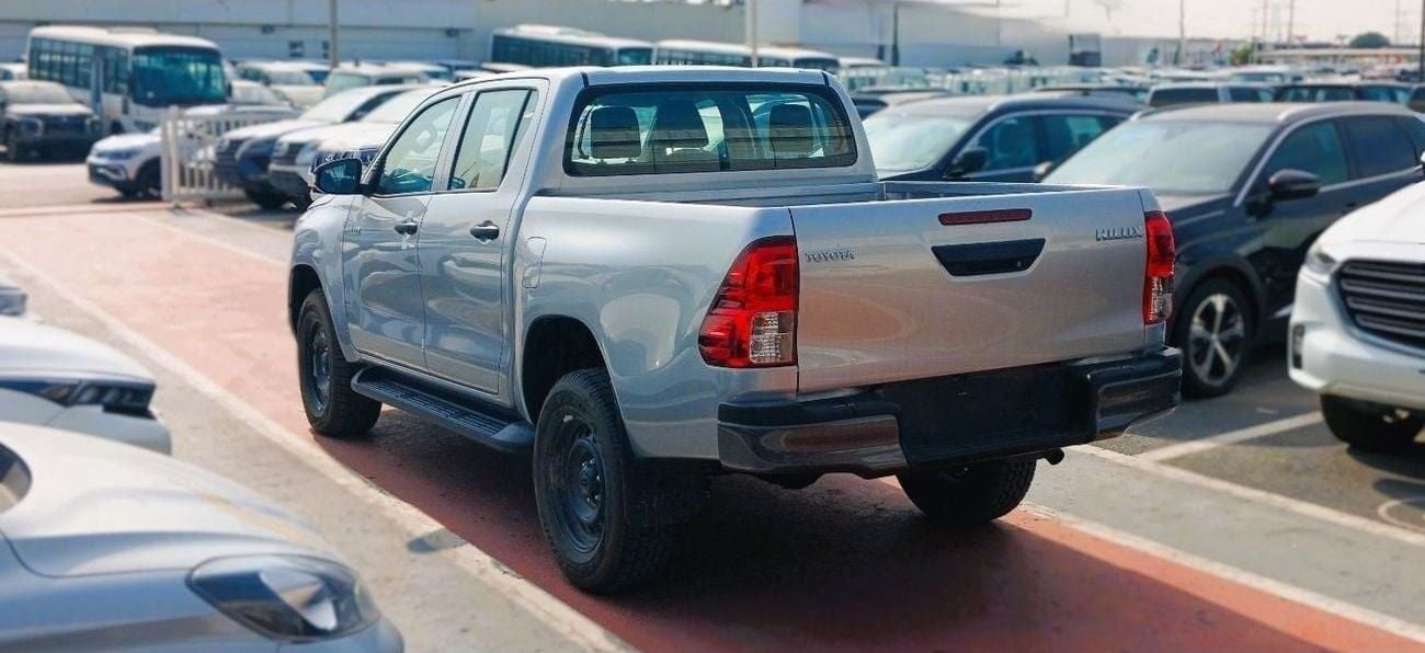 تويوتا هيلوكس Toyota Hilux 4x4 Manual 2.4L Diesel 2025YM