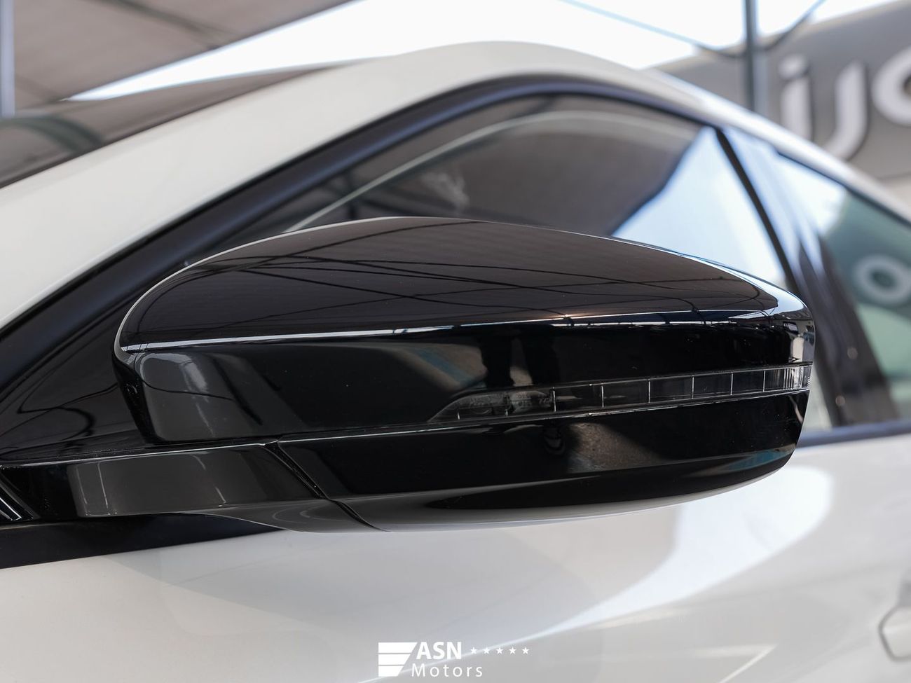 أم جي 6 X-LINE Shark Hunter Edition (Export Price)