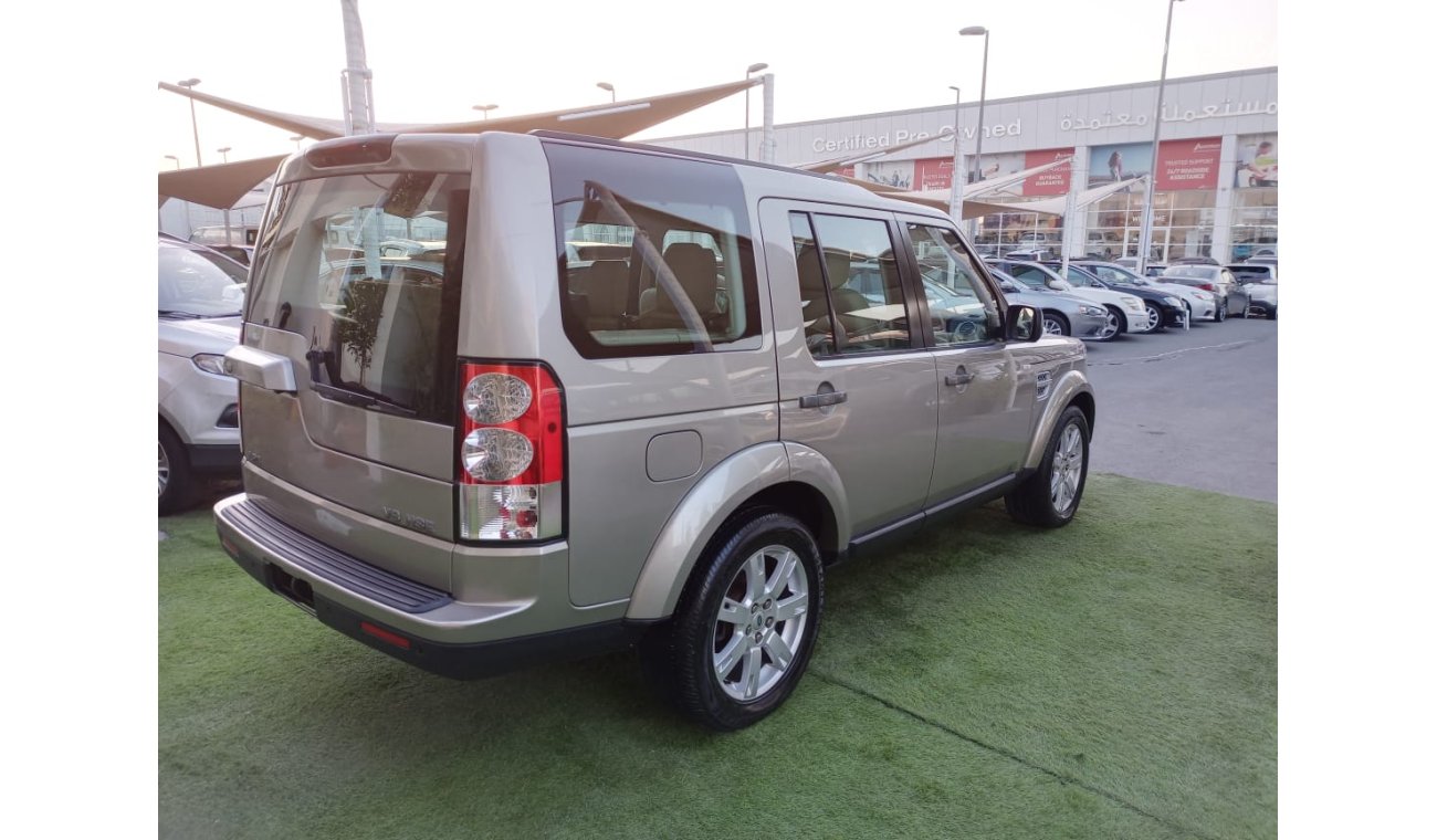 Land Rover LR4 Gulf panorama, fingerprint, leather, alloy wheels, sensors, fog lights, wood, back wing, electric ch