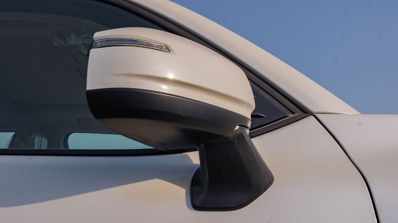 تويوتا لاند كروزر 2026 Toyota Land Cruiser 300 GXR 3.5L AT Petrol (White)