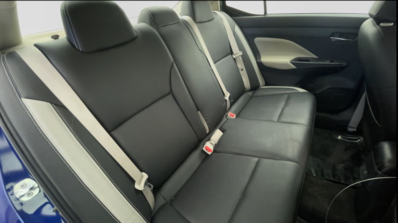 نيسان صني SL 1.6 | بدون دفعة مقدمة | اختبار القيادة في المنزل