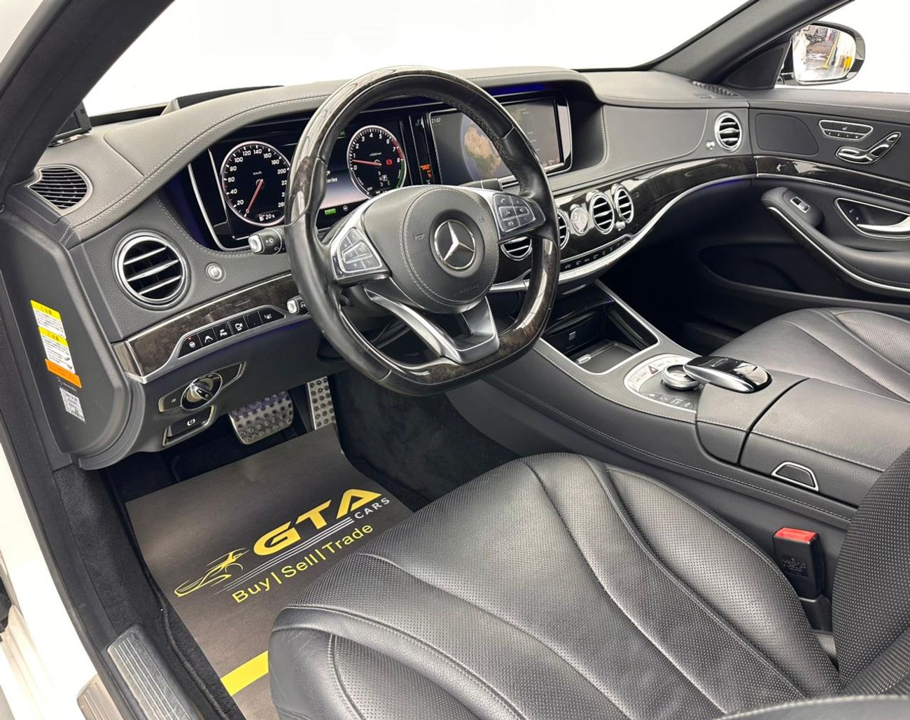 مرسيدس بنز S 400 2015 Mercedes-Benz S400 Hybrid, Luxury Pack, Excellent Condition