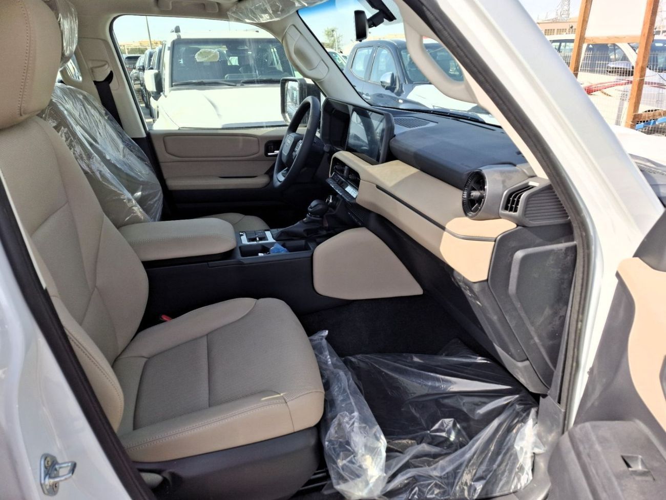 Toyota Prado Toyota Prado 2.4L 2024 GCC White Petrol All Rounder