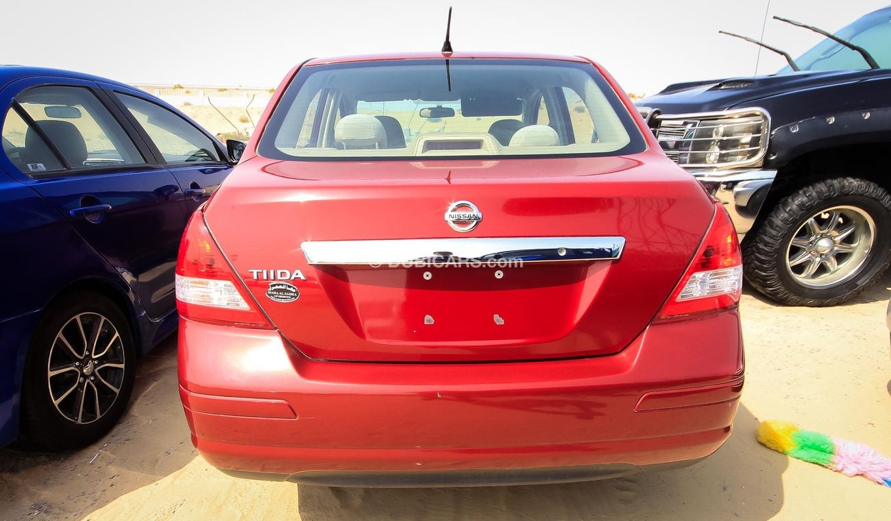 Nissan Tiida