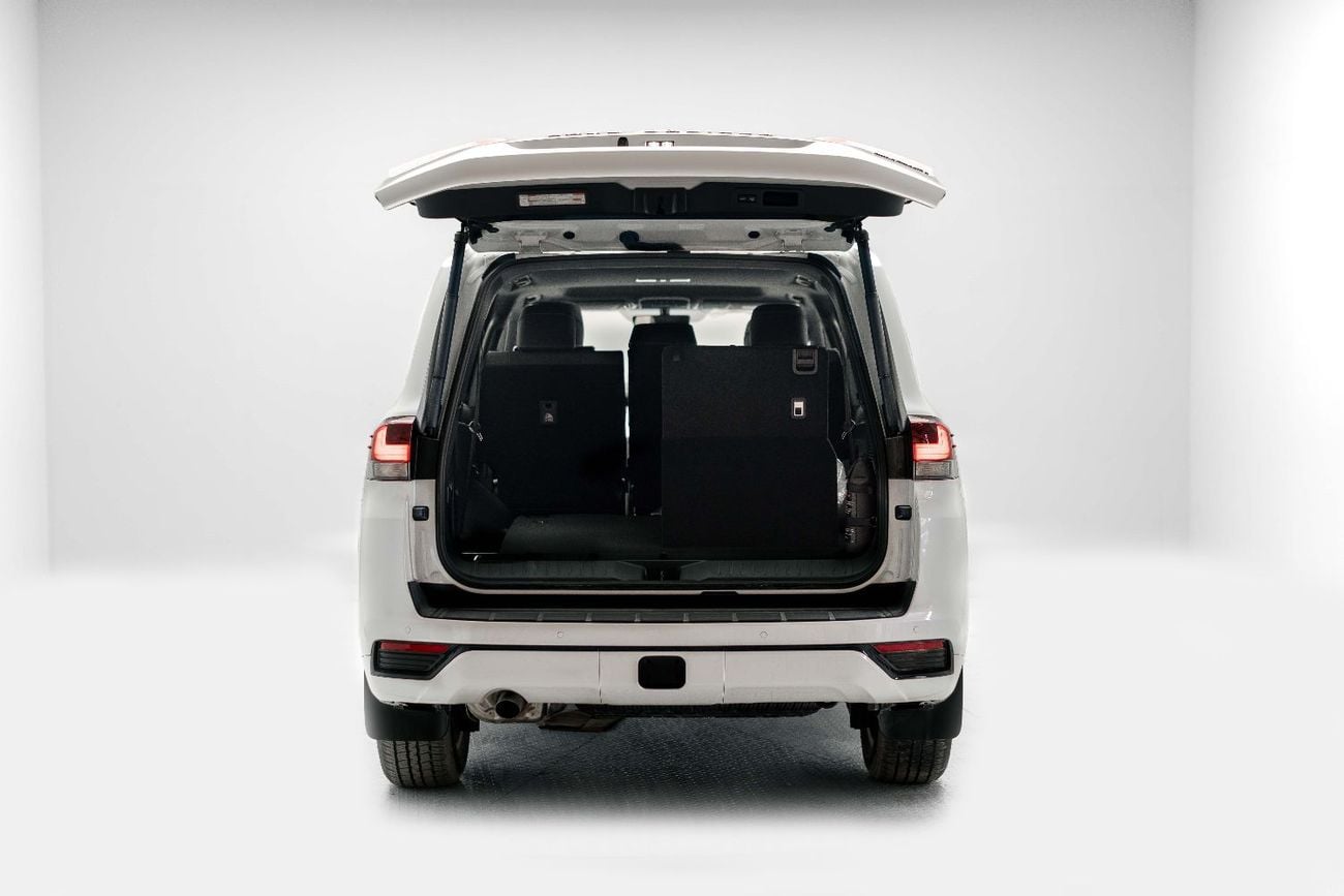 Toyota Land Cruiser GXR MID 4.0L - Platinum White Inside Black | Export Only