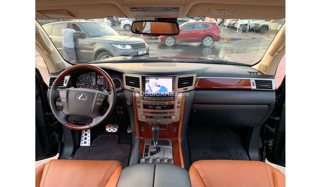 Lexus LX 570