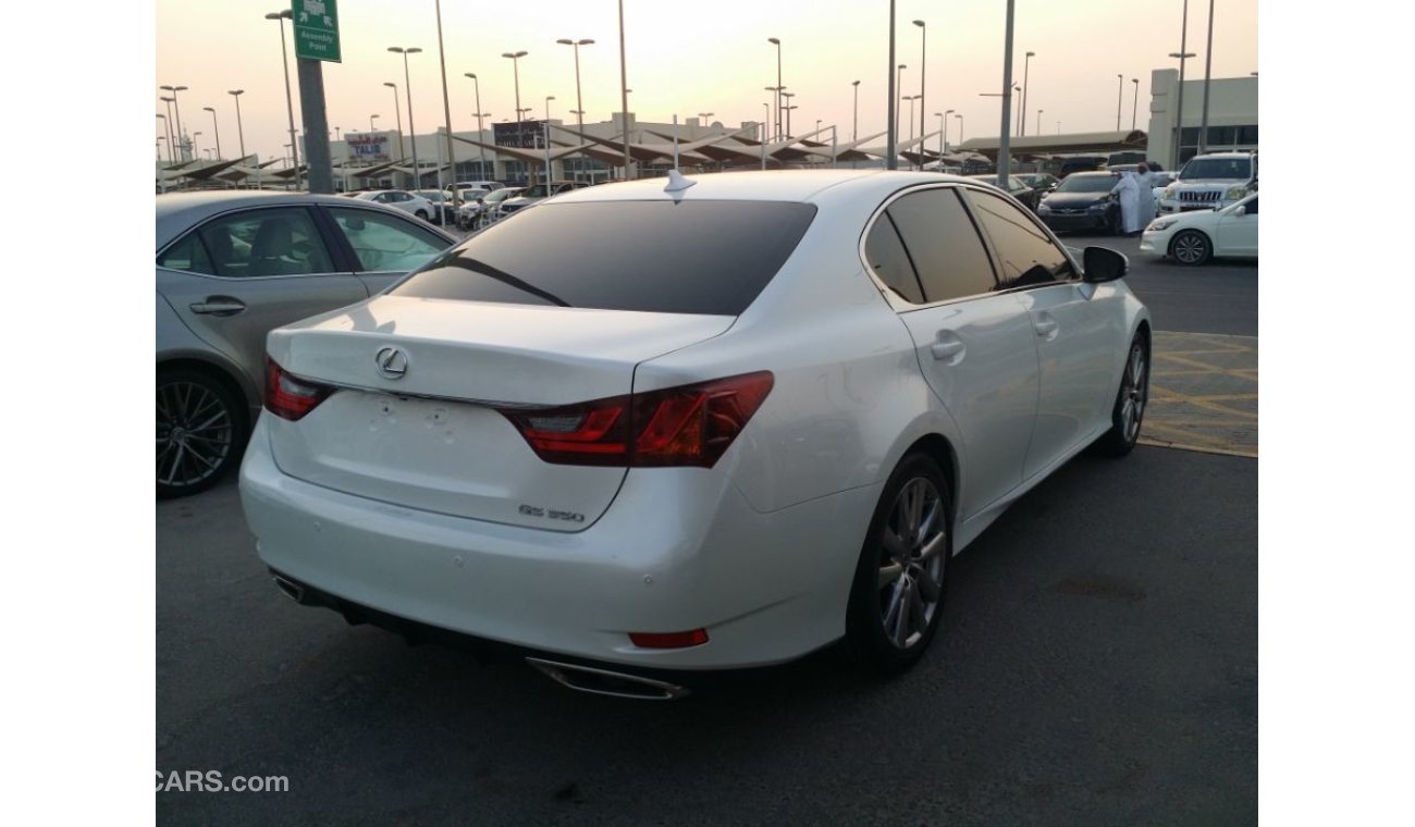 Lexus GS350 معرض فلوريدا لتجارة السيارات المستعملة سوق الحراج الشارقه معرض رقم ١٤١لبيع جميع انواع السيارات وشرائ