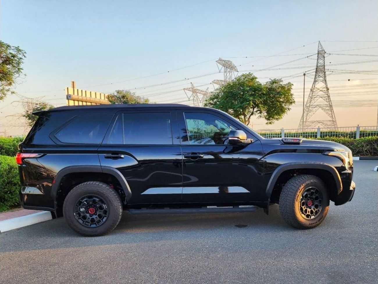 Toyota Sequoia 2023 TOYOTA SEQUOIA 3.5-liter twin-turbo V6 Full Option Automatic Zero KM