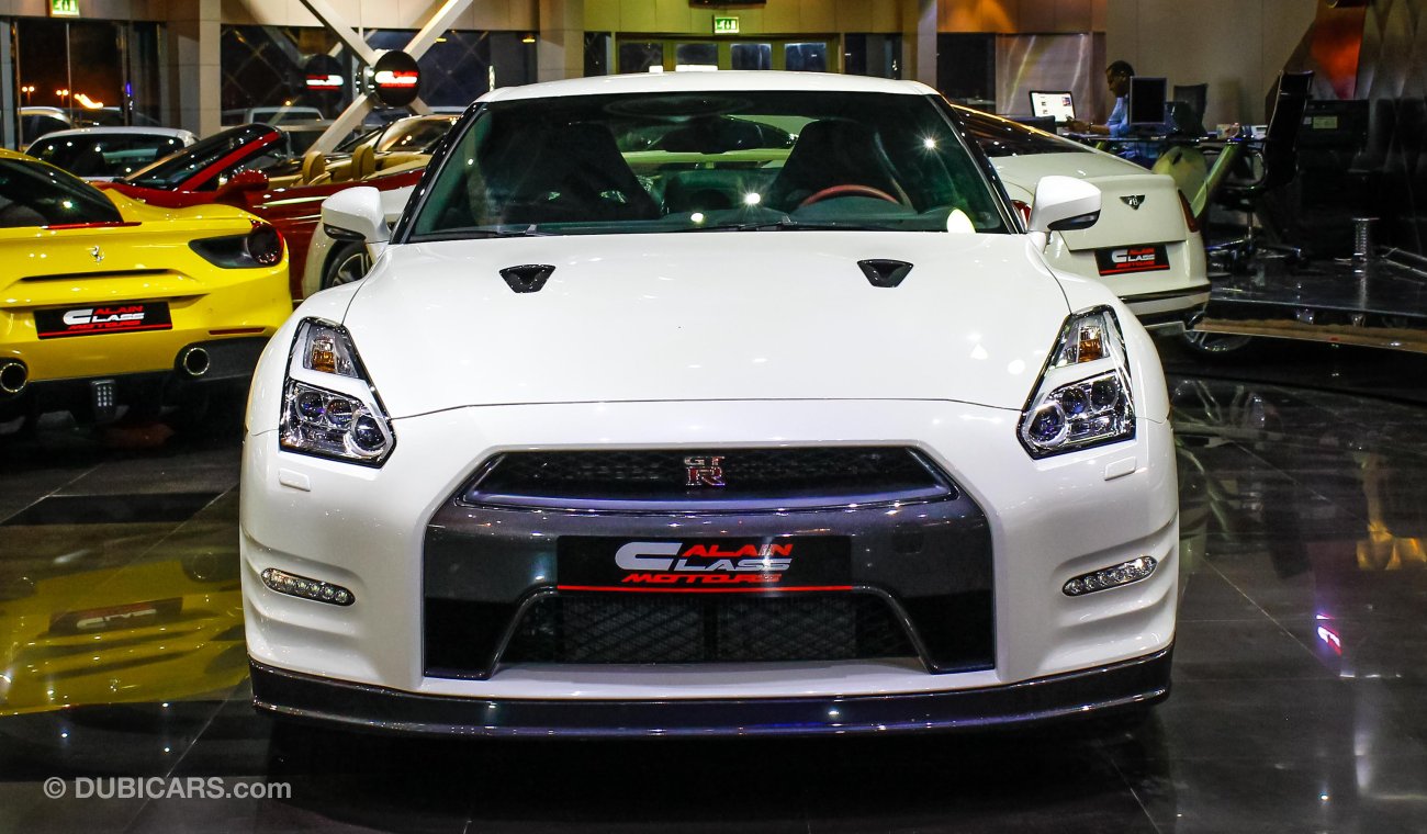 Nissan GT-R