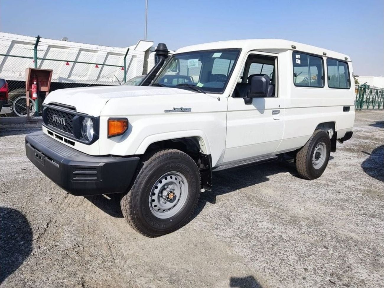تويوتا لاند كروزر 70 78 MT 4.2L DIESEL 3 DOORS 4WD WITH DIFFLOCK
