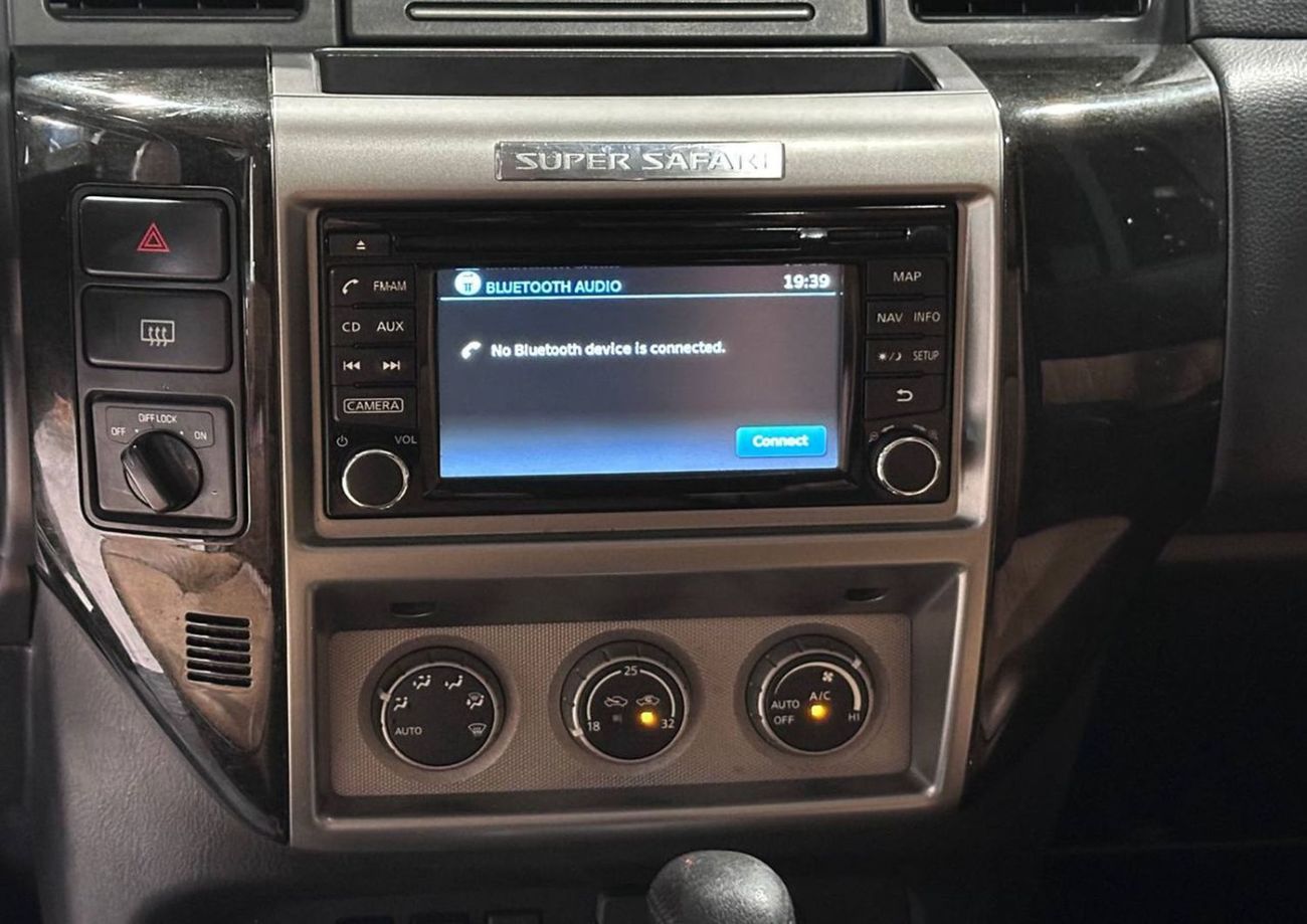 Nissan Patrol Safari Super Safari 4.8L A/T