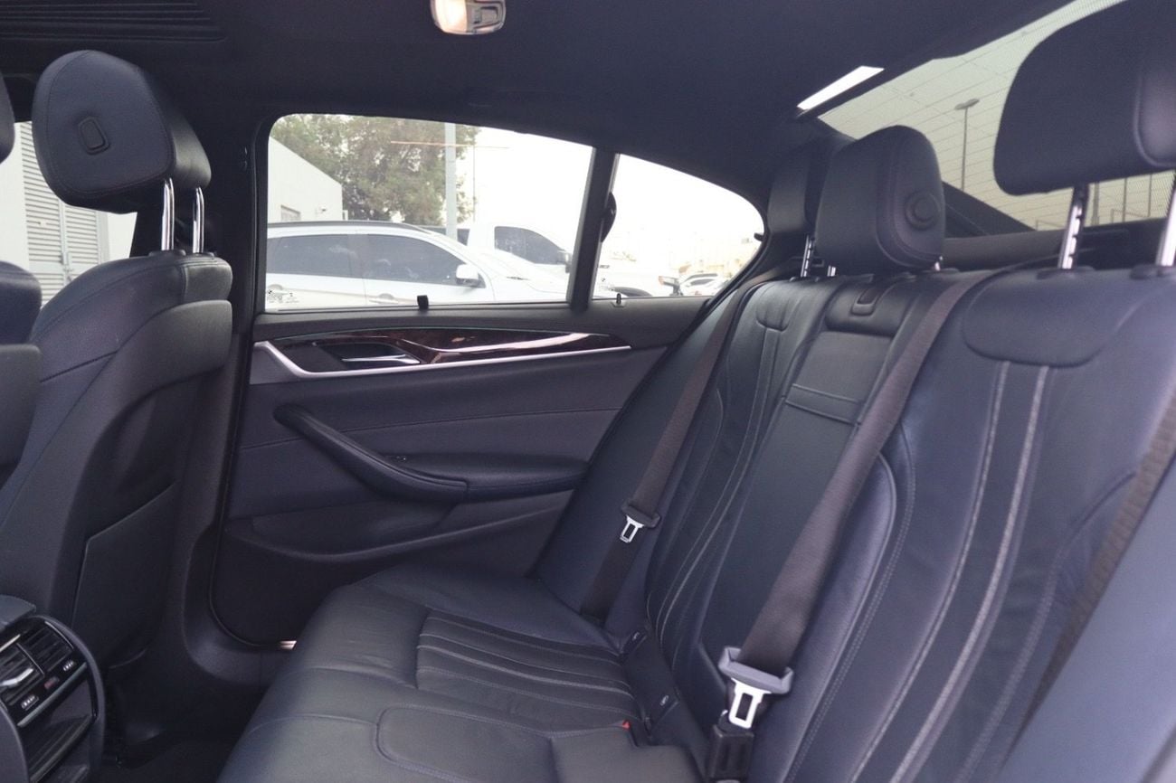 BMW 530i