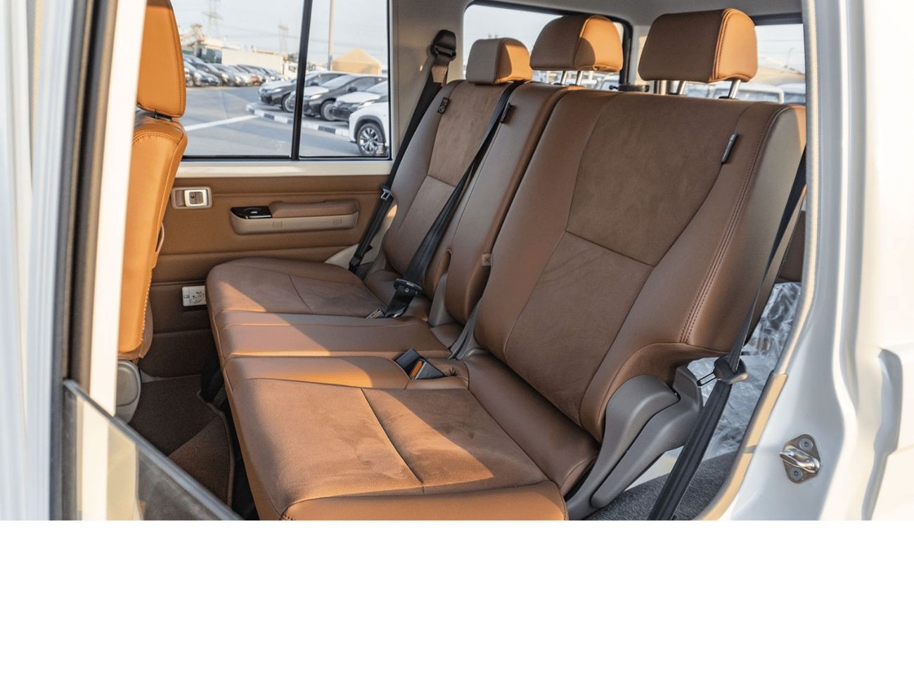 Toyota Land Cruiser 70 ECTKSA003 - 2025 Toyota LC 76 5 Doors Hardtop - 2.8L Diesel Auto - Full Options – White with Tan Int