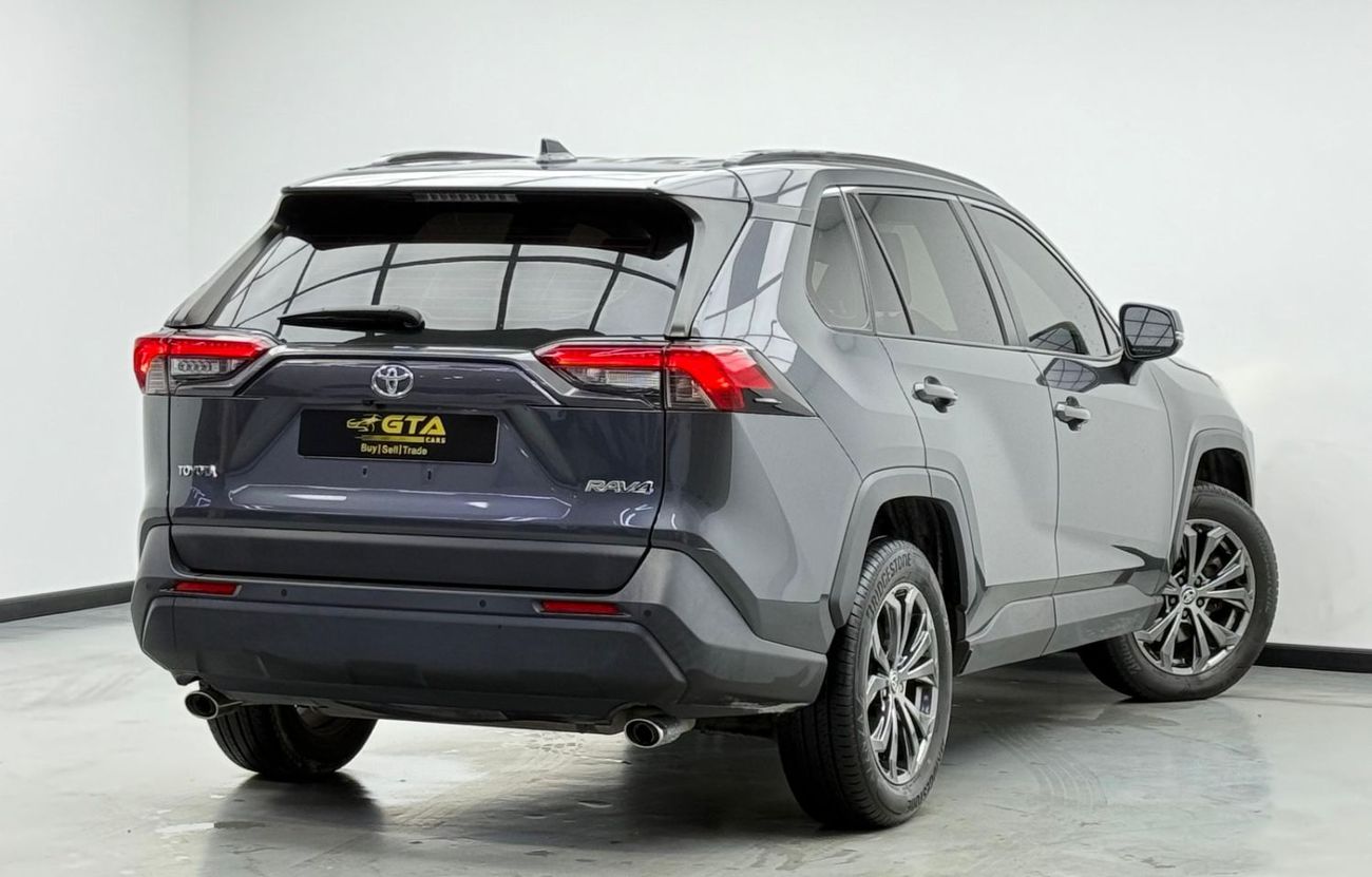 Toyota RAV4 VX 2.5L 2022 Toyota Rav4 VX, 2025 Toyota Warranty, Full Toyota Service History, Low Km, GCC