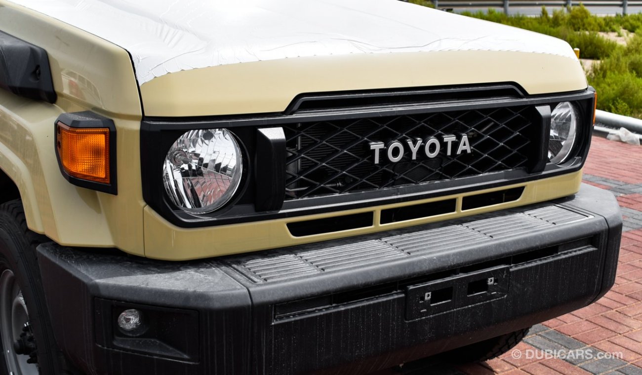 Toyota Land Cruiser Pick Up