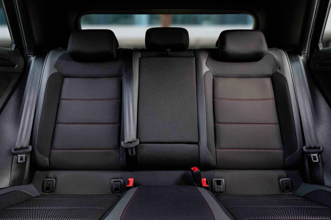 فولكس واجن T ROC T-Roc Sport | 1,117 P.M | 0% Downpayment | UNDER WARRANTY!