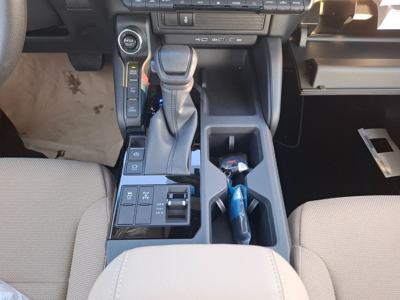 Toyota Prado Toyota Prado 2.8L 2026 Basic White Diesel (Export Only)