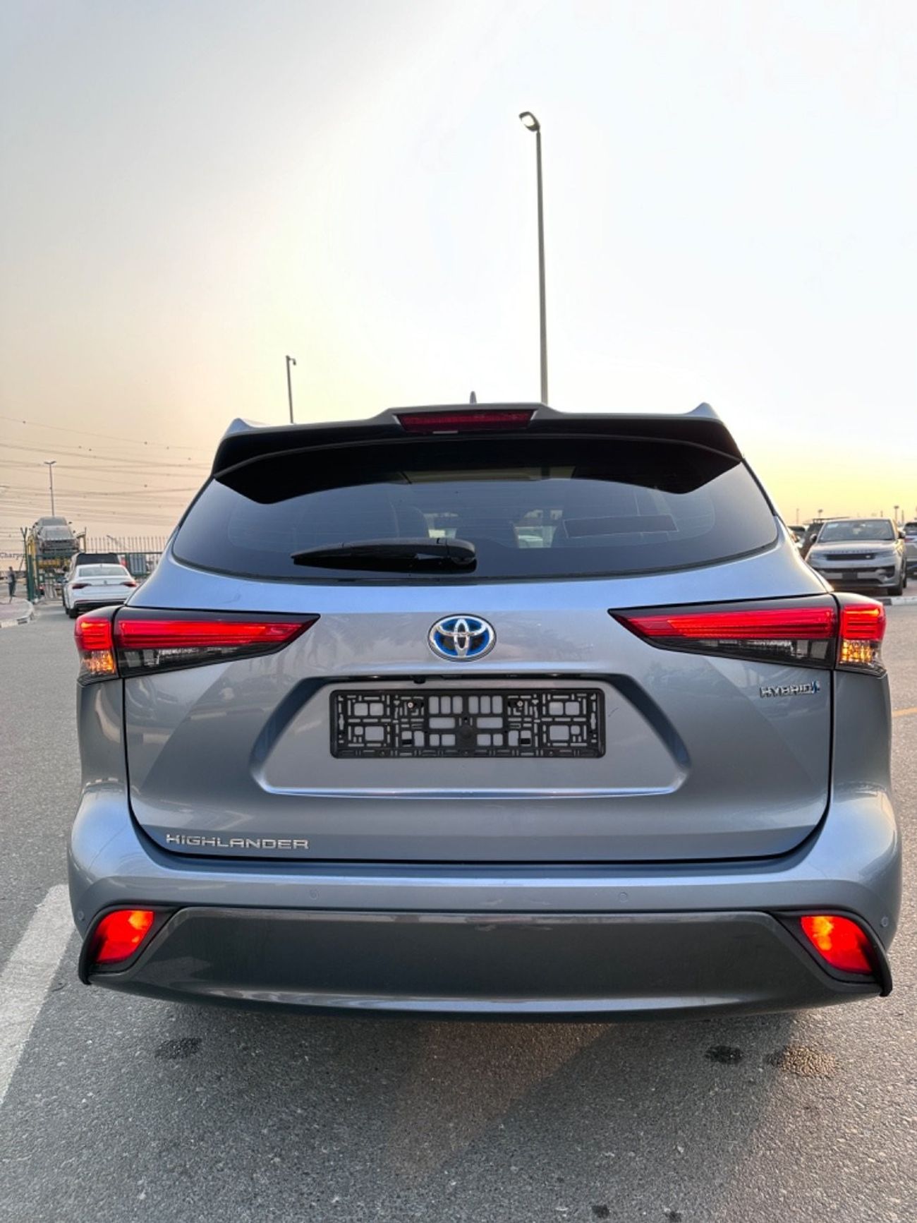 Toyota Highlander LTD HEV 2022 Highlander Limited hybrid 4x4