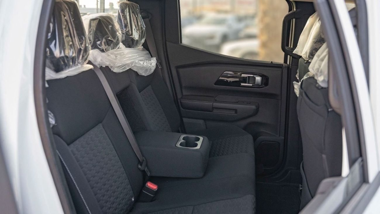 Mitsubishi L200 MITSHUBISHI L200 2.4L PETROL 2024 MODEL YEAR MANUAL TRANSMISSION