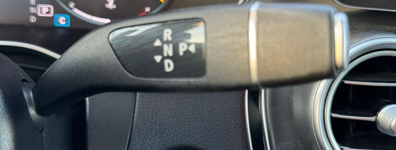 مرسيدس بنز GLC 300