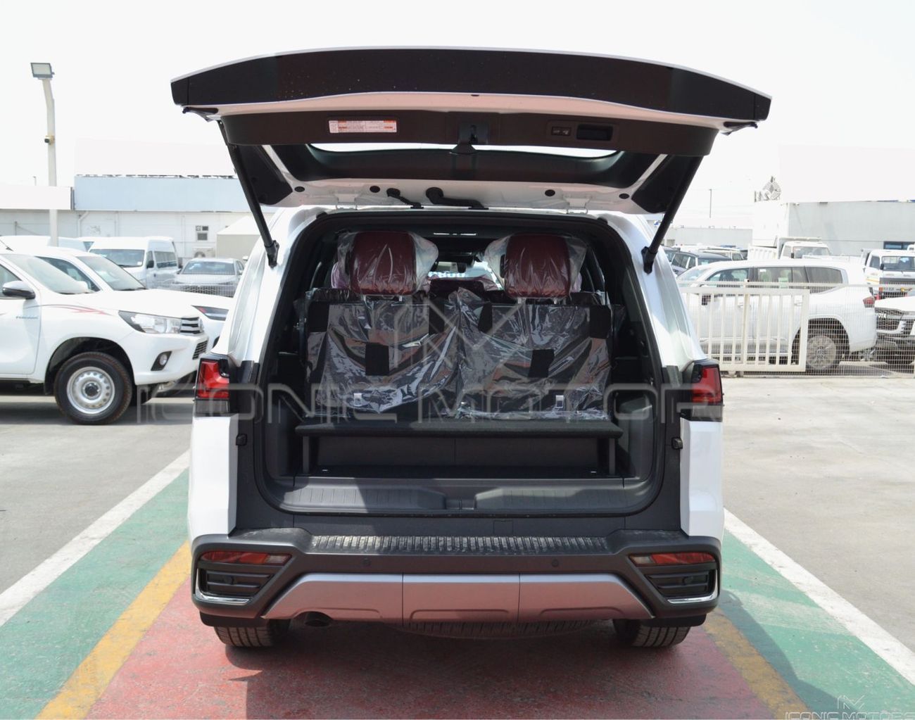 Lexus LX 700h Signature