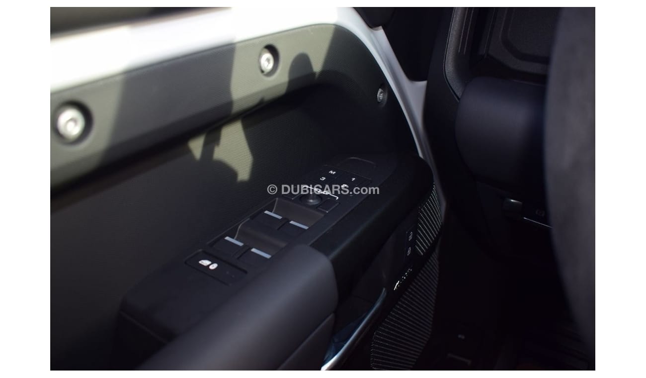 New 2023 land rover defender 110 P540 5.0L supercharged V8 2023 for ...