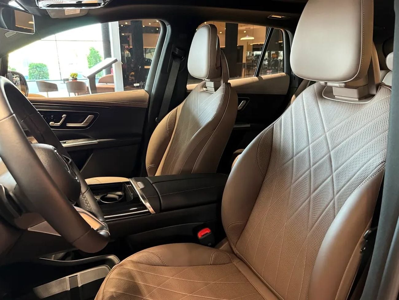 مرسيدس بنز 350 Ramadan Special: 4,000/- PM | 350 4M SUV | GCC - EMC 5 years Warranty