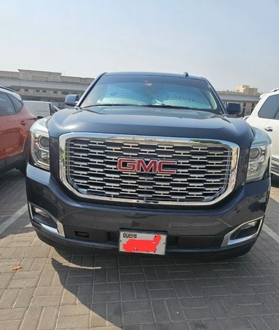 GMC Yukon Denali 6.2L (8 Seater)