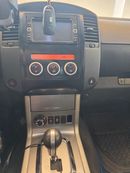 Nissan Pathfinder CLASSIC XE Nissan Pathfinder 2015 GCC specs
