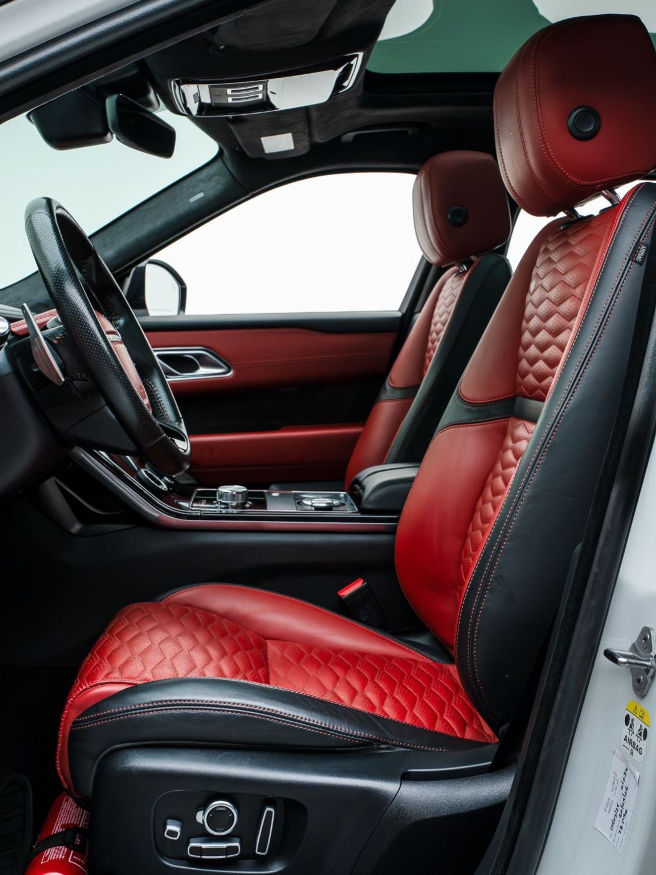 Land Rover Range Rover Velar SV Autobiography