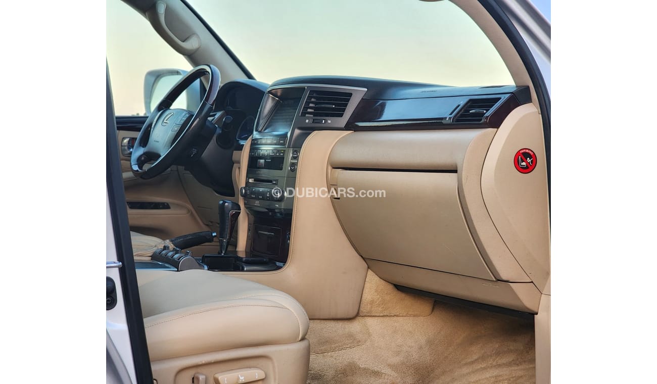 Lexus LX 570
