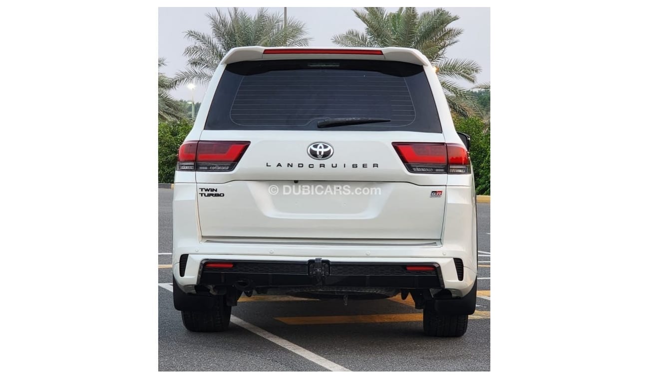 Toyota Land Cruiser GX.R V8 facelifted GR 2023