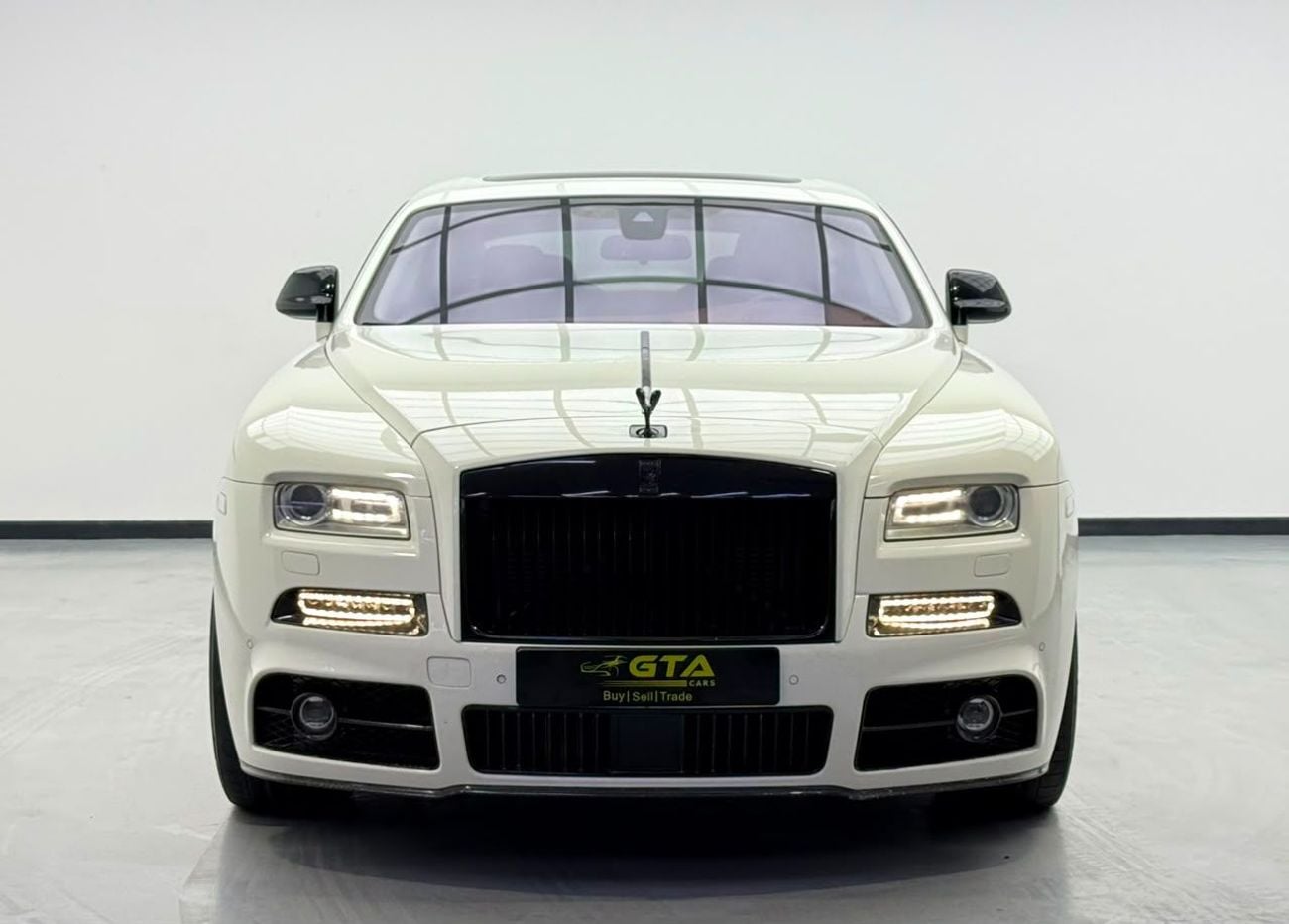 Rolls Royce Wraith STD 2014 Rolls-Royce Wraith, Full Service History, Excellent Condition, GCC Specs