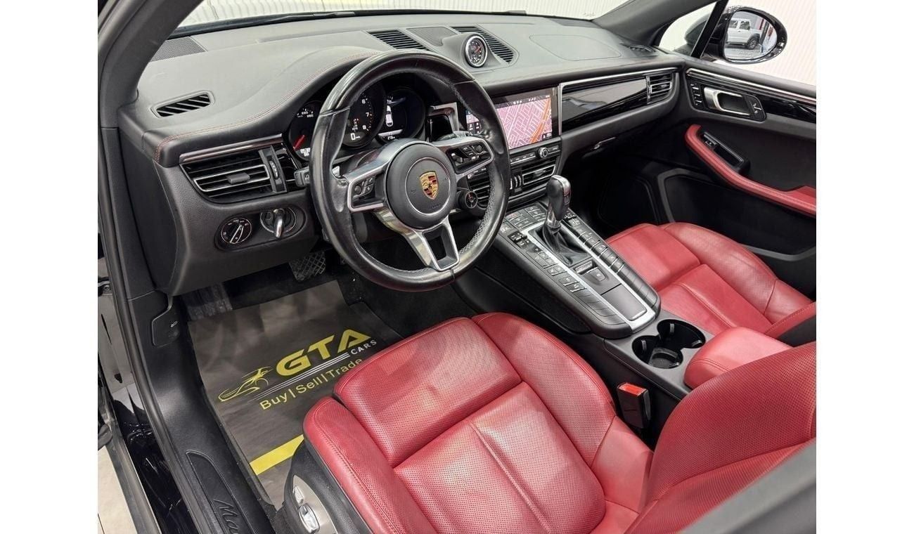 بورش ماكان 2021 Porsche Macan, Mar 2025 Porsche Warranty, Full Service History, GCC