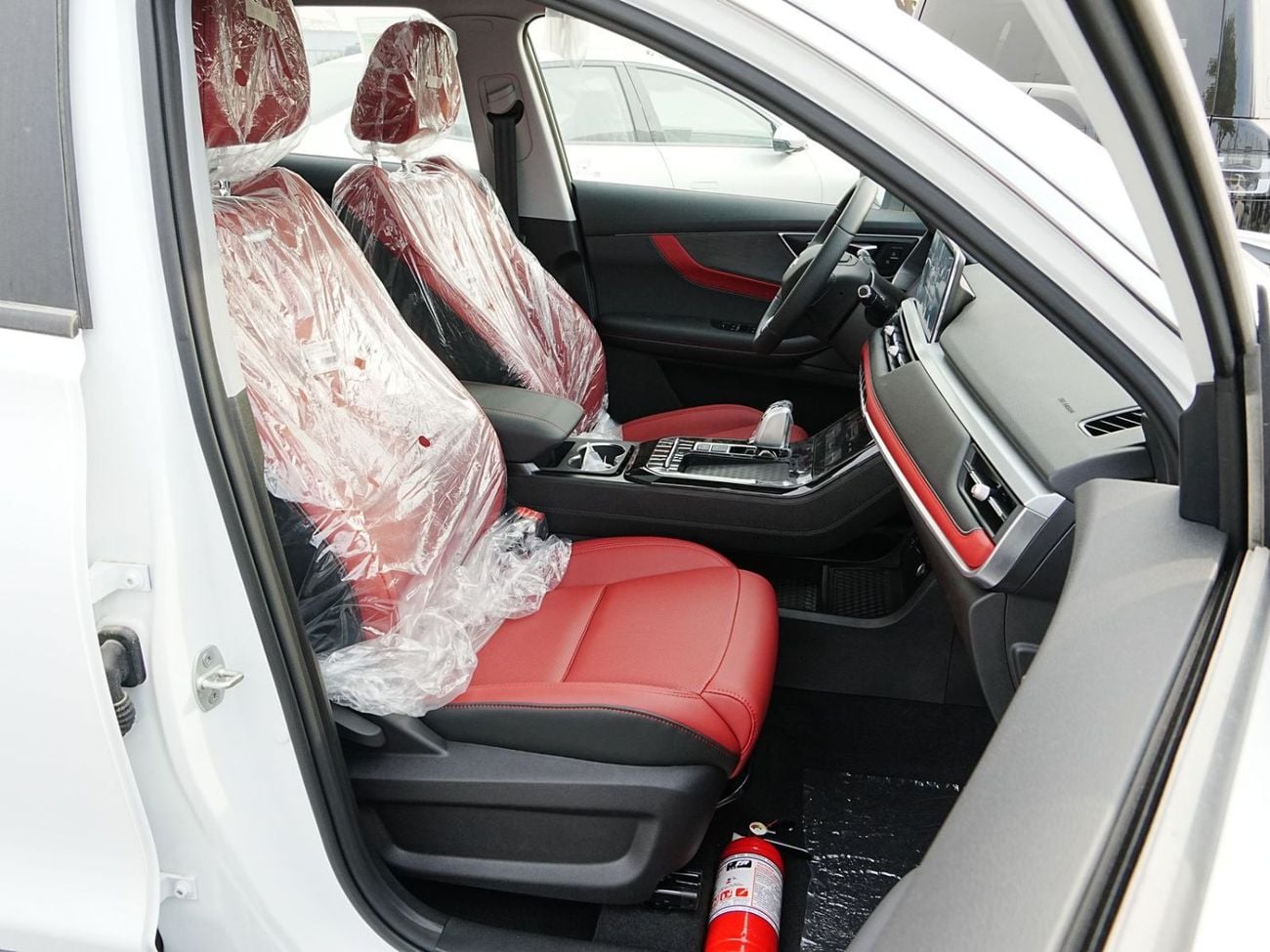 Chery Tiggo LUXURY 2027 CHERY TIGGO 7 CHAMPION LUXURY 1.5L SUV FWD GCC BRAND NEW 0KM