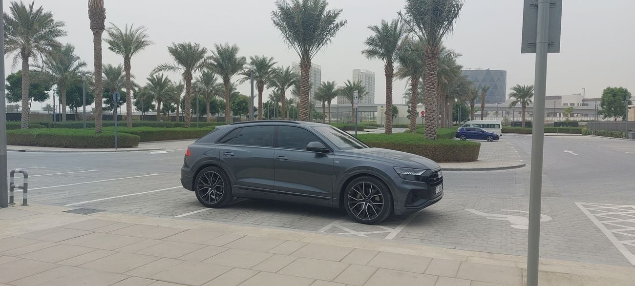 أودي Q8 55 TFSI quattro S-Line 3.0L (336 HP)
