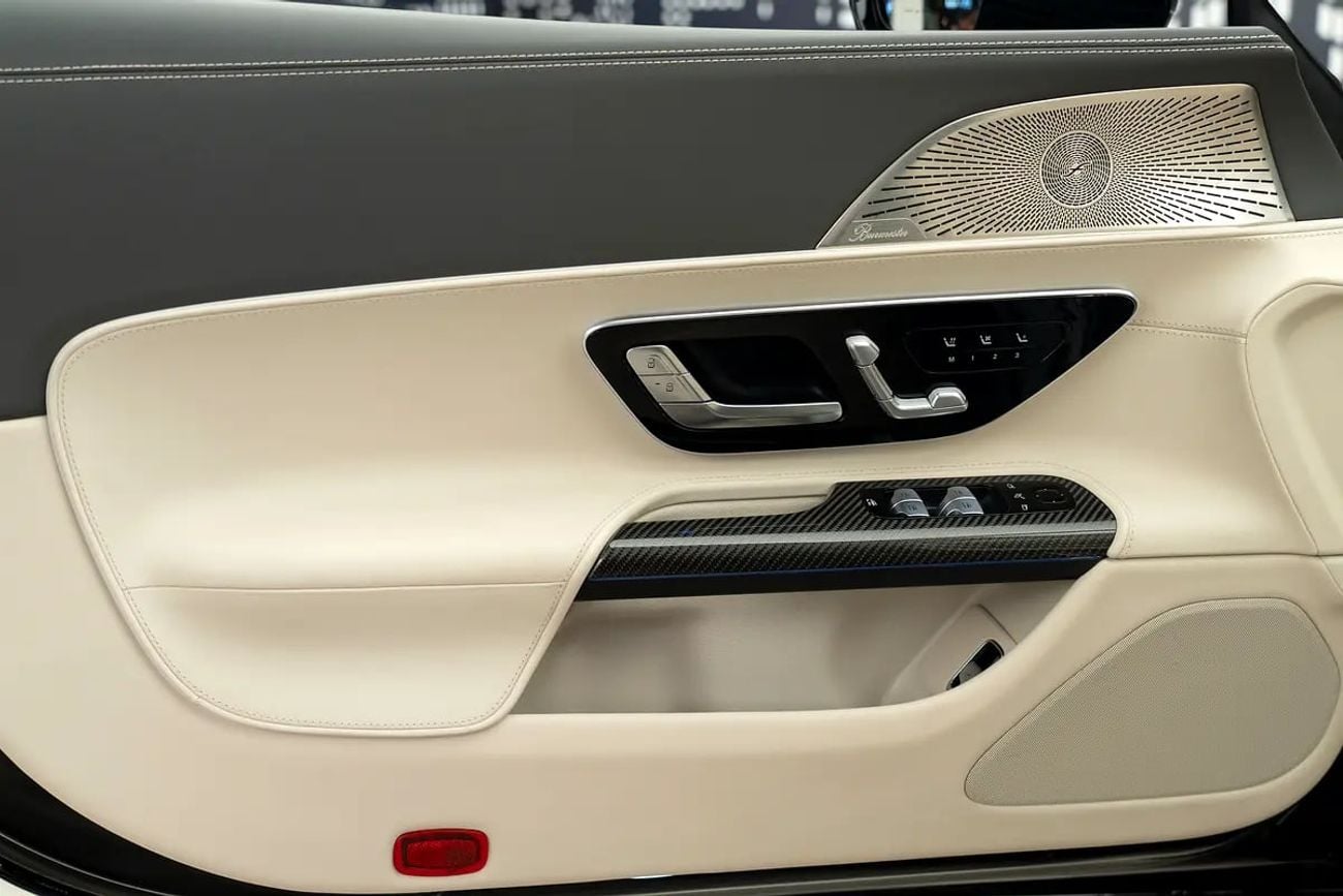 مرسيدس بنز SL 55 AMG Roadster 4Matic+