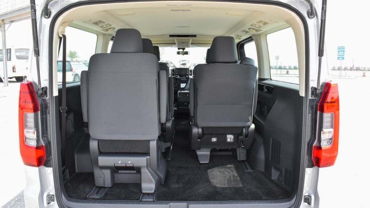 Toyota Granvia Basic Option