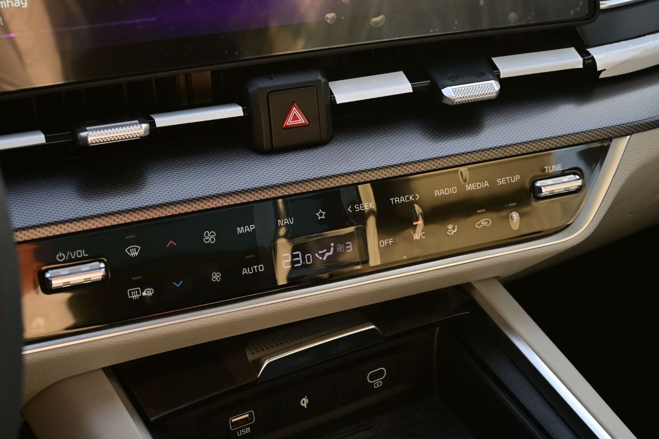 Kia Sportage Kia Sportage 2.0L Hybrid, Color White, Model 2025